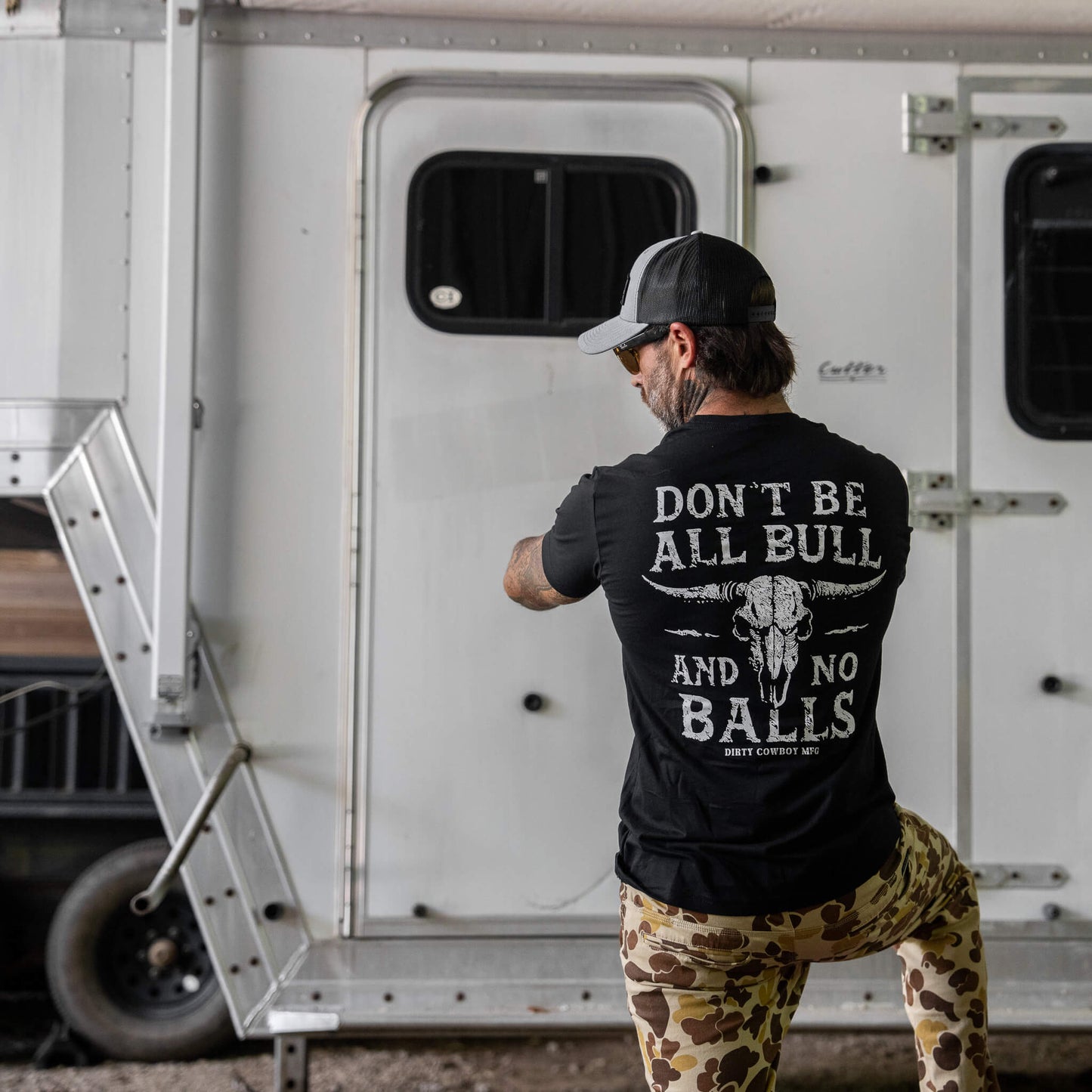 Don't Be All Bull And No Balls Men's T-Shirt DIRTY COWBOY MFG