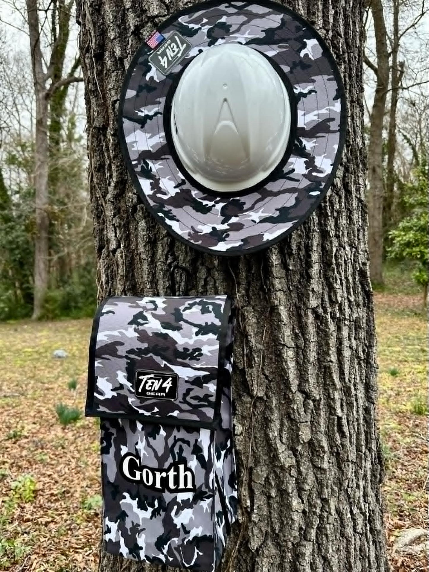Urban Camo Glove & Sleeve bags