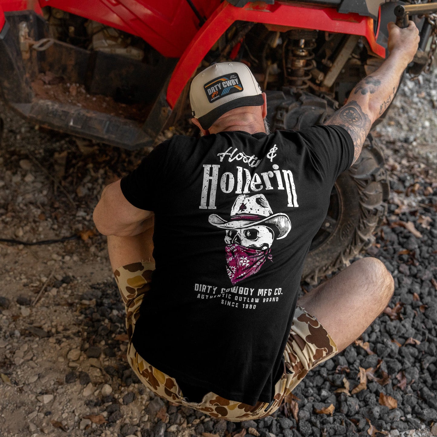 Hootin' And Hollern' Cowboy Skull Men's T-Shirt