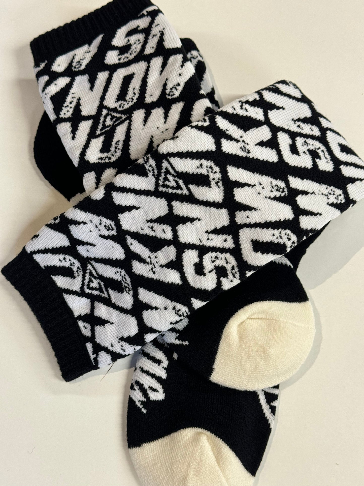 KNOW SNOW Sno* Socks VOLTAGE LTD