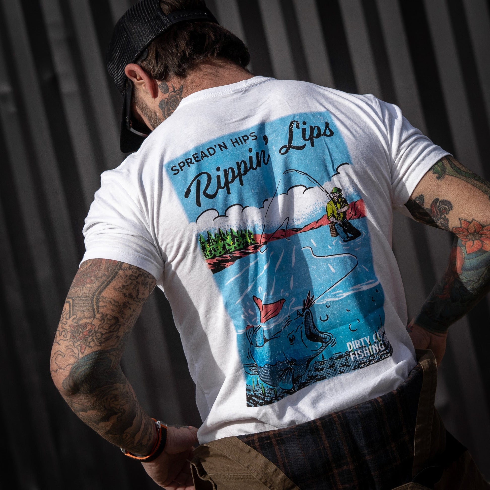 Spreadin' Hips & Rippin' Lips Fishing Club Men's T-Shirt DIRTY COWBOY MFG