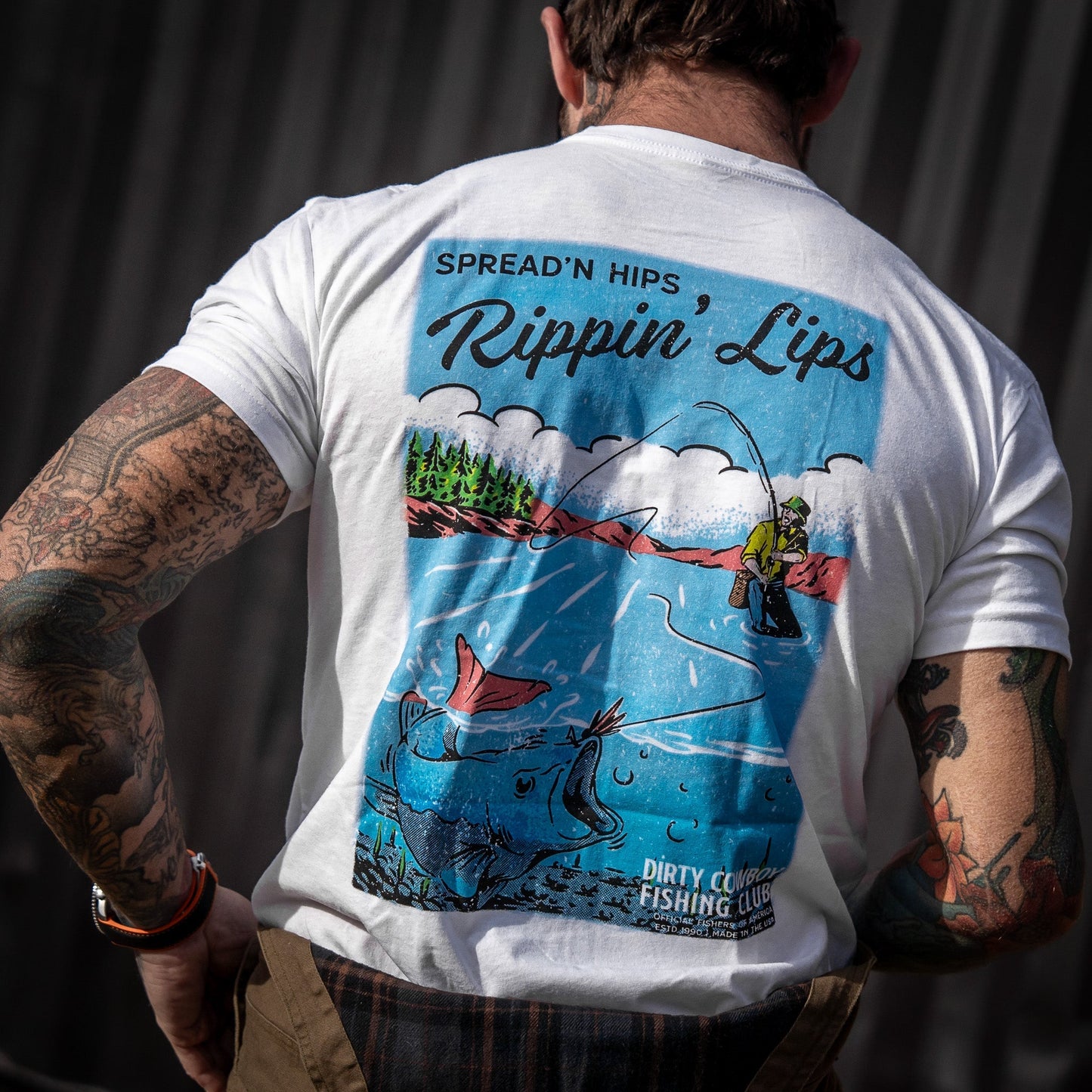 Spreadin' Hips & Rippin' Lips Fishing Club Men's T-Shirt DIRTY COWBOY MFG