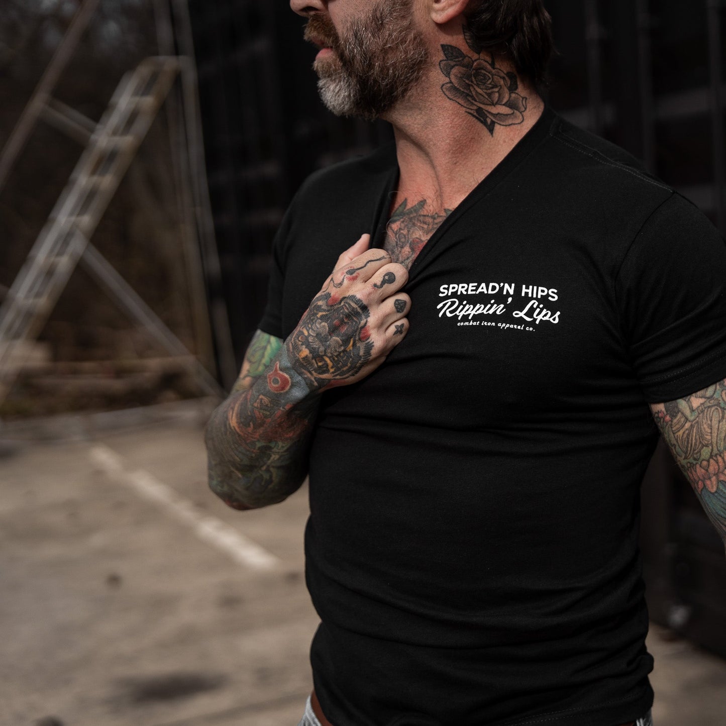 Spreadin' Hips & Rippin' Lips Fishing Club Men's T-Shirt DIRTY COWBOY MFG